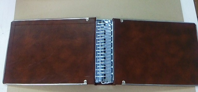 こんな金具もあるんです。 こんな金具もあるんです。