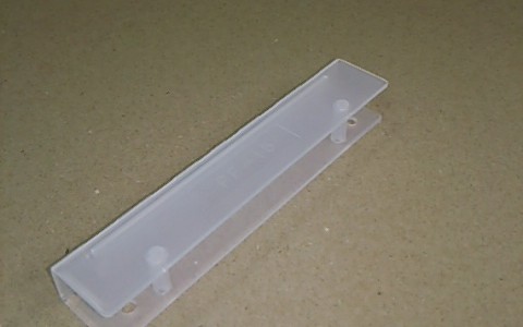 コンパクトなバインダーに最適な綴じ具