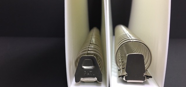 バインダーに取り付ける金具についてのお話