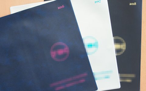 手帳カバーは是非わが社で! 手帳カバーは是非わが社で!