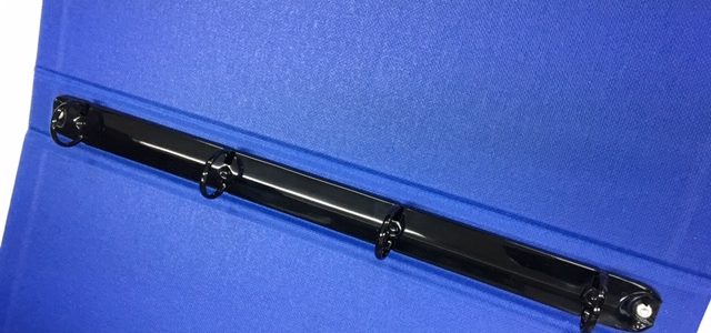 黒い金具です! 黒い金具です!